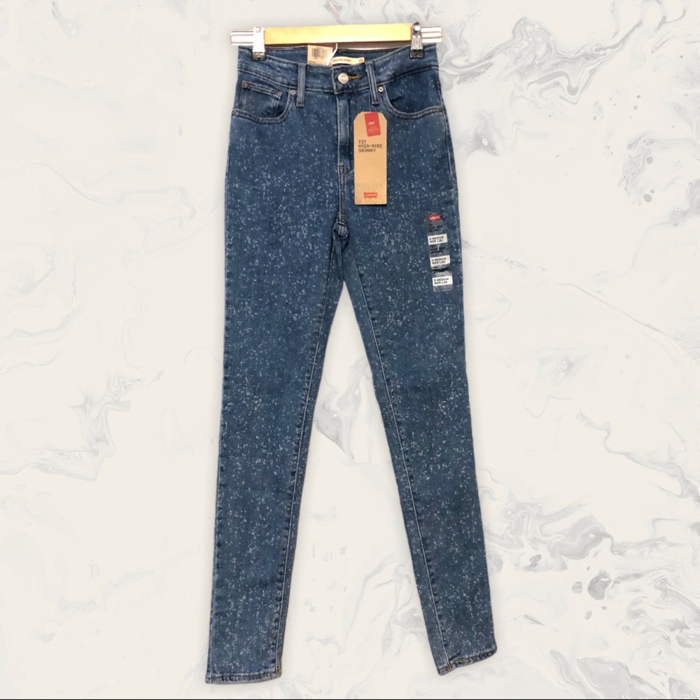 Levi’s 721 high rise skinny jeans